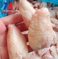 CÁNH GÀ KHÚC GIỮA WIPASZ