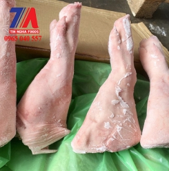 CHÂN GIÒ HEO NGUYÊN TRƯỚC