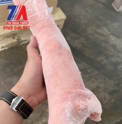CHÂN GIÒ HEO NGUYÊN TRƯỚC ÚC